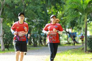 BIB: 0023, 0295
                            <button type="button" onclick="openModal(5129872)" class="btn btn-primary btn-sm float-right btn-popup" data-toggle="modal" data-target=".modal-high-quality">
                        <i class="fas fa-shopping-cart"></i> Add to Cart
                    </button>
                                            <button type="button" onclick="isThisMe(5129872, true)" class="btn btn-success btn-sm float-right btn-popup btn-isme hidden" data-toggle="tooltip" data-placement="bottom" title="นี่คือรูปของคุณใช่ไหม คลิกที่นี่เพื่อเอาเข้าอัลบั้ม">
                        <i class="fas fa-plus"></i> Add to album
                    </button>
                    <button type="button" onclick="isThisMe(5129872, false)" class="btn btn-warning btn-sm float-right btn-popup btn-isnotme hidden">
                        <i class="fas fa-ban"></i> Remove from album
                    </button>
